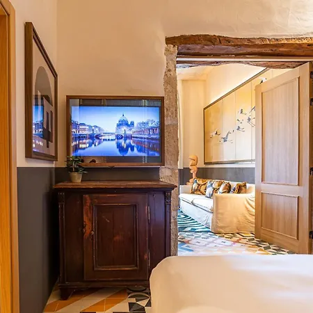 La Torre Del Canonigo - Small Luxury מלון 4*