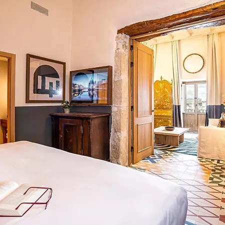 La Torre Del Canonigo - Small Luxury 4* איביזה העיר
